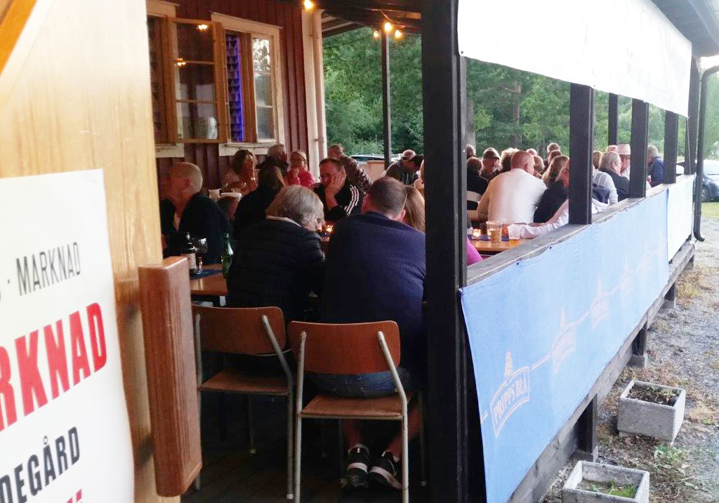 13-Men-h&auml;r-sitter-publiken-....